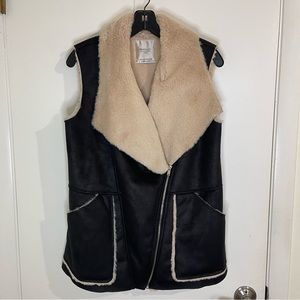 Zara Trafaluc faux Fur / Shearling Vest Size Medium